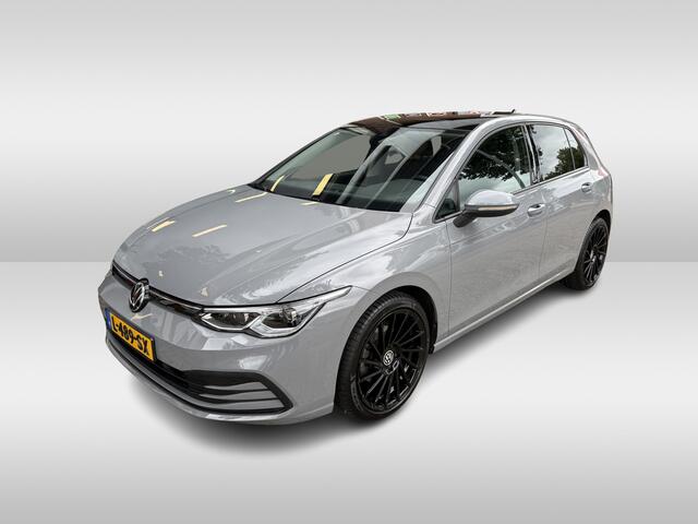 Volkswagen GOLF 1.0 eTSI Life | stoelverwarming | stuurverwarming | applecarplay/android auto | 18 inch velgen |