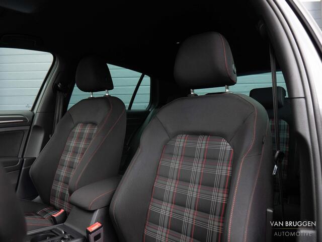 Volkswagen GOLF 2.0 TSI GTI Performance 19" Sfeer CarPlay Maxton
