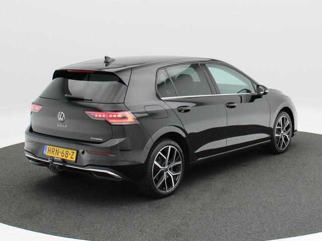 Volkswagen GOLF 1.5 eHybrid 204 Pk Automaat Style Edition | Stoel/ Stuur Verwarming | Camera | Trekhaak | Full LED | Navigatie | Carplay | 18 Inch | 27.493 Km !!
