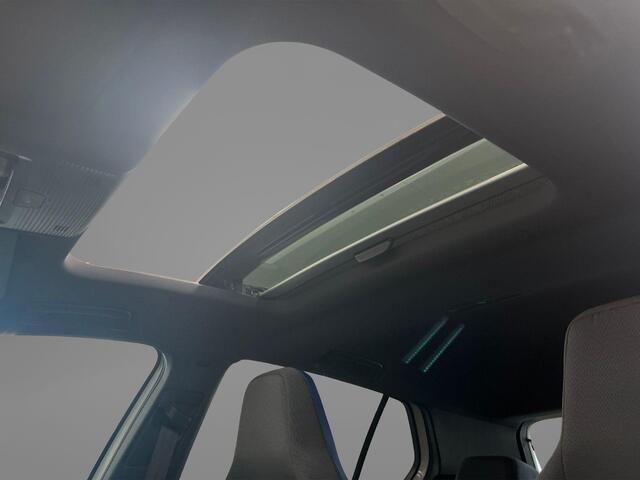 Volkswagen GOLF 1.5 272pk DSG eHybrid GTE · Panoramadak · Camera · Head-Up Display · Matrix LED · Dodehoeksensor · Stuur- & Stoelverwarming · Garantie t/m 09-11-2030 of 100.000km
