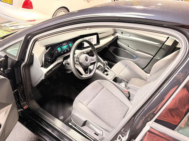 Volkswagen GOLF 1.5 TSI Life Business Keyless|pdc|Sfeerverlichting|Stoelverwarming