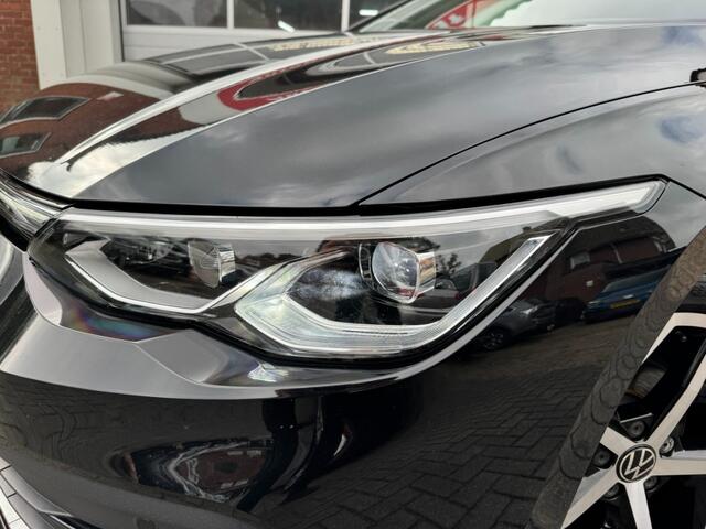 Volkswagen GOLF Variant 1.5 eTSI ACT DSG Style Camera ACC IQ.Light App-Connect Navi