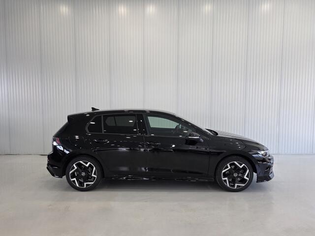 Volkswagen GOLF 1.5 eTSI R-Line Edition |Black Style|Matrix|BTW|