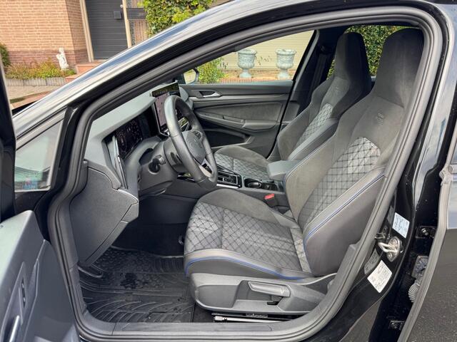 Volkswagen GOLF 1.5 ETSI R-LINE DSG 150pk Matrix LED