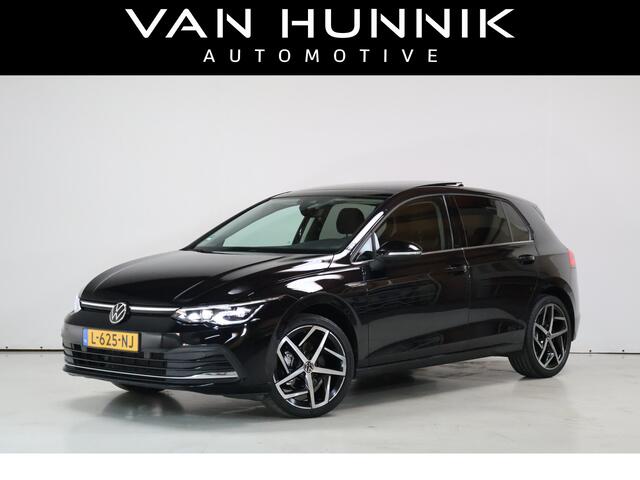 Volkswagen GOLF 1.5 eTSI Style | Sfeer | Pano | Camera | Dealer Onderhouden