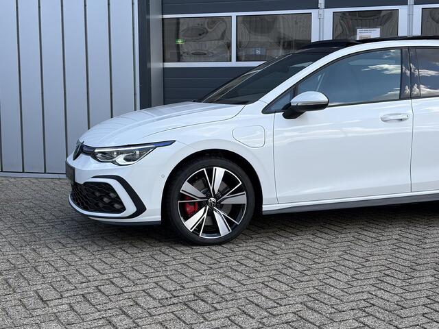 Volkswagen GOLF 1.4 eHybrid GTE | Pano | Camera | Keyless | Sensoren | LED |