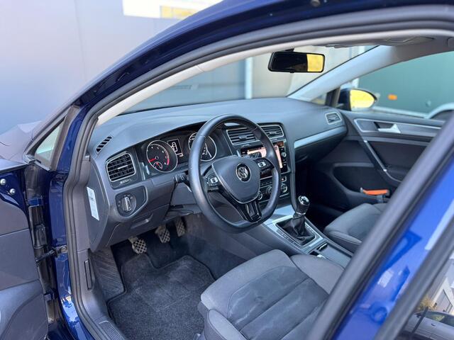 Volkswagen GOLF 1.0 TSI Comfortline Business