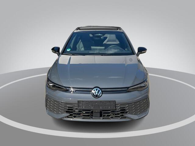 Volkswagen GOLF 1.5 272pk DSG eHybrid GTE · Panoramadak · Camera · Apple/Android Car Play · Head-Up · Stoel-&Stuurverwarming · 18'' Inch · Garantie t/m 27-10-2030 of 100.000km