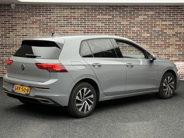 Volkswagen GOLF 1.4 eHybrid Style | Wit interieur | ErgoActive | Stuurverwarming | Stoelverwarming |