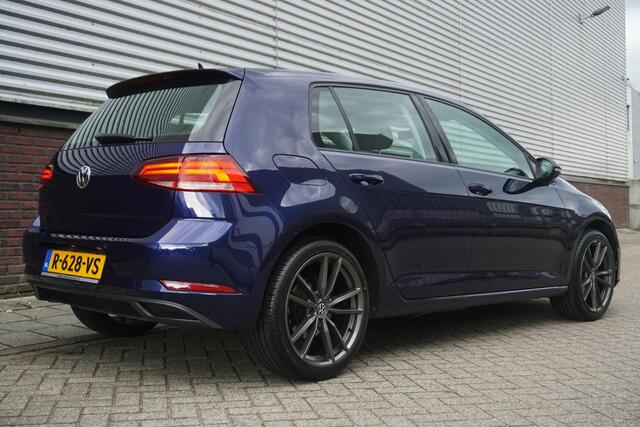 Volkswagen GOLF 1.0 TSI 115PK/Camera/18Inch.LMV.Nieuw!/CARPLAY.