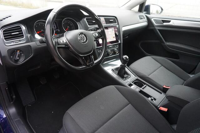 Volkswagen GOLF 1.0 TSI 115PK/Camera/18Inch.LMV.Nieuw!/CARPLAY.