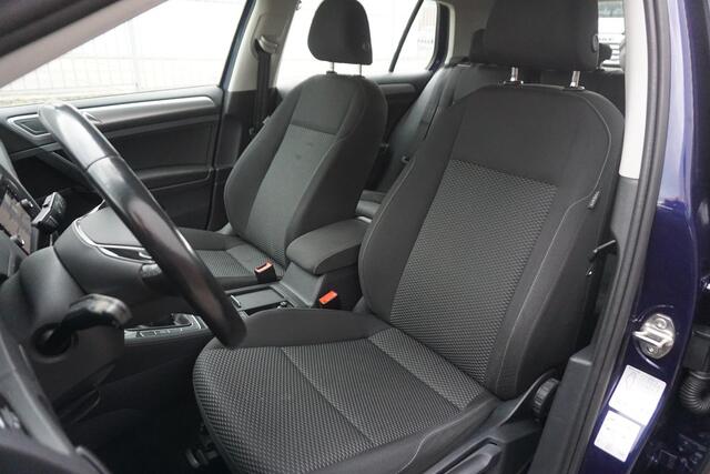 Volkswagen GOLF 1.0 TSI 115PK/Camera/18Inch.LMV.Nieuw!/CARPLAY.