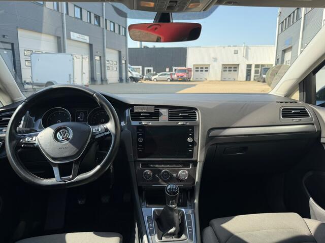 Volkswagen GOLF 1.0 TSI Comfortline Business, ORGINEEL NEDERLANDSE AUTO , BOEKJES,NAP EN ONDERHOUDSHISTORIE