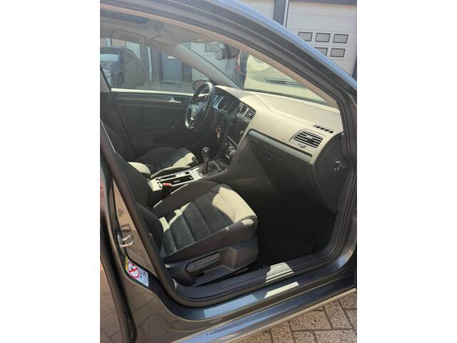 Volkswagen GOLF 1.0 TSI Comfortline Business, ORGINEEL NEDERLANDSE AUTO , BOEKJES,NAP EN ONDERHOUDSHISTORIE