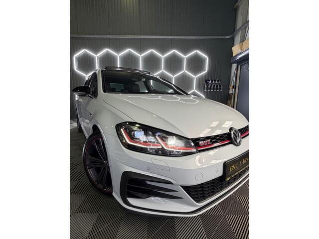 Volkswagen GOLF 2.0 GTI PERFORMANCE Pano/Virtual/LederNON-OPF