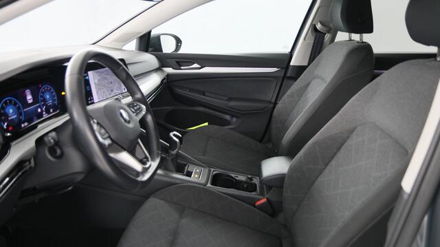 Volkswagen GOLF 1.5 TSI 130pk Life Business / Camera / LED Plus / Stoelverwarming