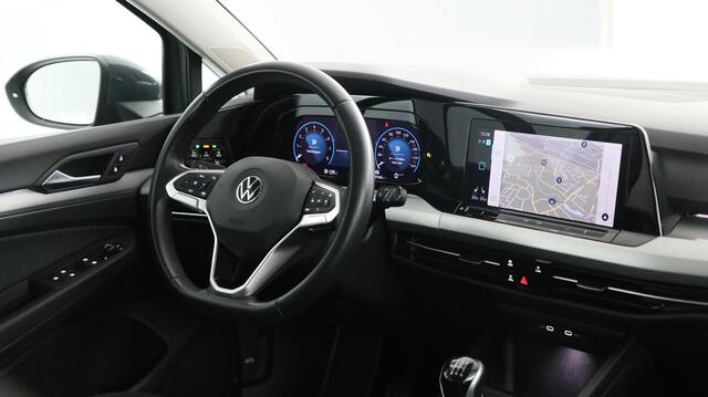 Volkswagen GOLF 1.5 TSI 130pk Life Business / Camera / LED Plus / Stoelverwarming