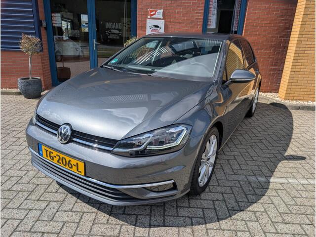 Volkswagen GOLF 1.0 TSI Highline BNS R, ADAPcruise, PDC v+a, Trekhaak, Navi