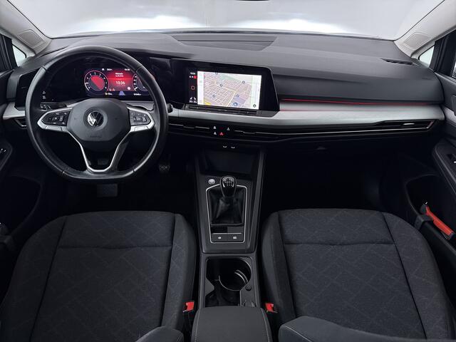 Volkswagen GOLF 1.5 TSI Style | Virtual Cockpit | Stuur-/Stoelverwarming | Camera | Parkeersensoren | Onderweg-naar-dealer