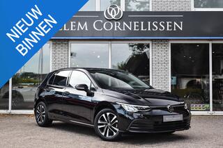 volkswagen-golf-1.5-tsi-united-navi