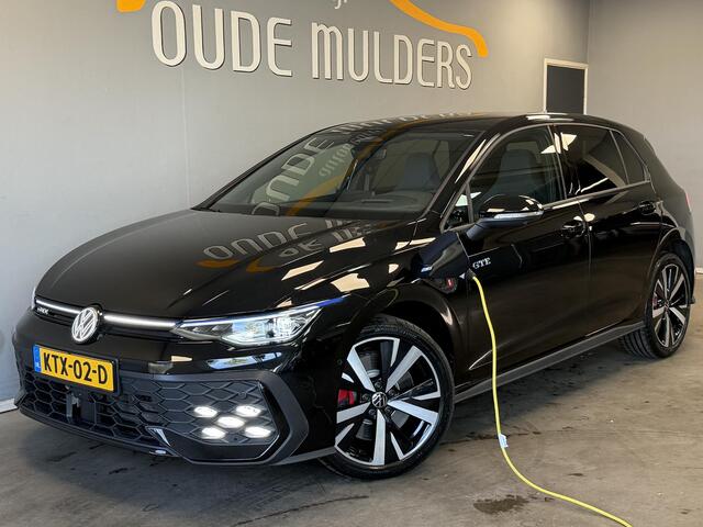 Volkswagen GOLF 1.5 eHybrid GTE | Trekhaak |Adaptive cruise | 360 | Head-up | Sfeer |Stoelverwarming | Carplay |