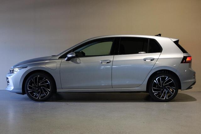 Volkswagen GOLF 1.5 eHybrid Style Edition