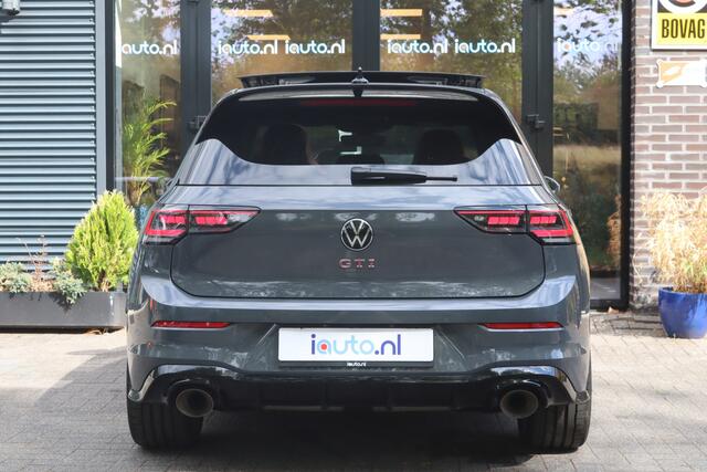Volkswagen GOLF 2.0 TSI GTI 301PK Clubsport Akrapovic/Pano/HK/Blackstyle/IQ.Light/Camera/Headup/19"