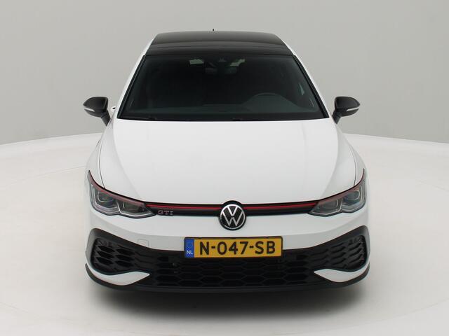 Volkswagen GOLF 2.0 TSI GTI 45 JAHRE! / Pano / Akrapovic / Camera / LED