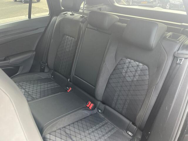 Volkswagen GOLF Variant 1.5 TSI R-Line | Camera | Carplay | Leder | PDC | Stoelverw. | ACC | Climate