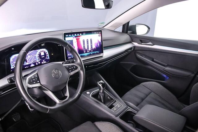 Volkswagen GOLF Variant 1.5 TSI Life Business 115pk, Parkeersensoren, Stoelverwarming, Navigatie, App-connect, LED koplampen, Airco, DAB radio, Bluetooth