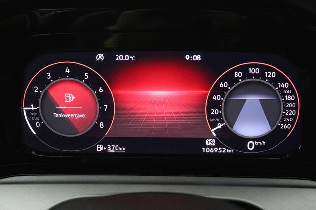 Volkswagen GOLF 1.0 TSI Life (CRUISE CONTROL ADAPTIEF, NAVIGATIE, CARPLAY, PARKEERSENSOREN)