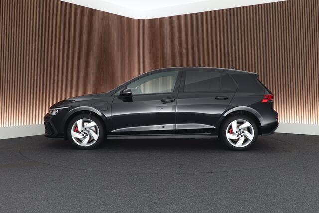 Volkswagen GOLF 1.4 eHybrid 245pk GTE Stoelverwarming Keyless ACC Virtual Cockpit Navigatie