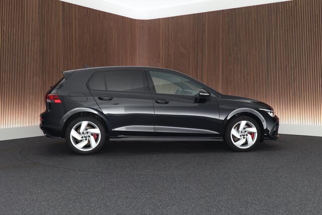 Volkswagen GOLF 1.4 eHybrid 245pk GTE Stoelverwarming Keyless ACC Virtual Cockpit Navigatie