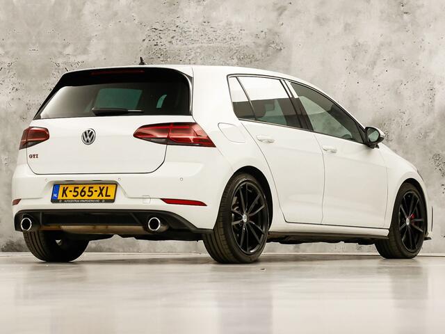 Volkswagen GOLF 2.0 TSI GTI Performance 245Pk Automaat (VIRTUAL COCKPIT, APPLE CARPLAY, GROOT NAVI, MODE KNOP, DYNAUDIO, CAMERA, STOELVERWARMING, ADAPTIVE CRUISE, DODEHOEK DETECTOR, NIEUWSTAAT)