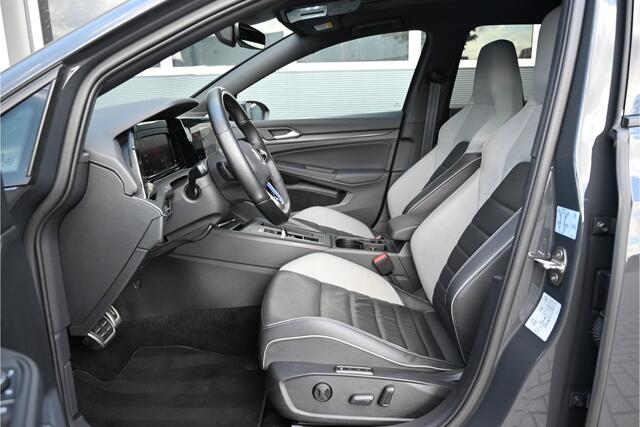 Volkswagen GOLF 1.4 GTE 245 PK / PANO / LEDER / MEMORY / CAMERA / STOELVENTILATIE / SFEERVERLICHTING / BLIND SPOT / 18"