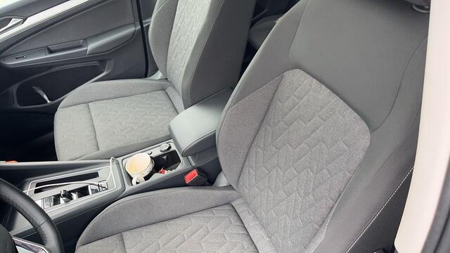 Volkswagen GOLF 1.5 eHybrid Life Edition 204pk