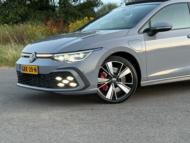 Volkswagen GOLF GTE 1.4 eHybrid PANO IQ Lights Carplay