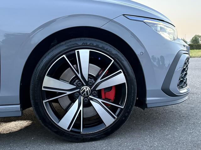 Volkswagen GOLF GTE 1.4 eHybrid PANO IQ Lights Carplay