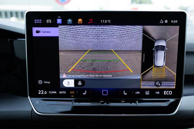 Volkswagen GOLF 1.5 eHybrid GTE | Plug-in Hybrid (PHEV) | Panoramadak | Head-up Display | Black Style pakket | Achteruitrijcamera | Parkeersensoren | Matrix iQ LED Koplampen | Lichtmetalen Velgen 18 inch | Navigatie | Apple Carplay | Android Auto