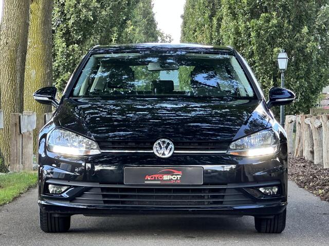 Volkswagen GOLF 1.0 TSI Trendline