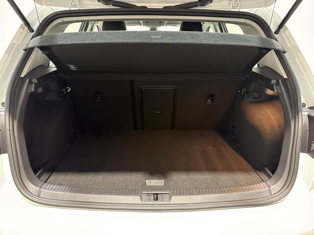 Volkswagen GOLF 1.4 TSI Highline, Automaat, Volledig onderhouden, Clima, Cruise, Massagestoel Isofix, Trekhaak, 17 inch All season, Prijs incl. apk, beurt 3 mnd garantie