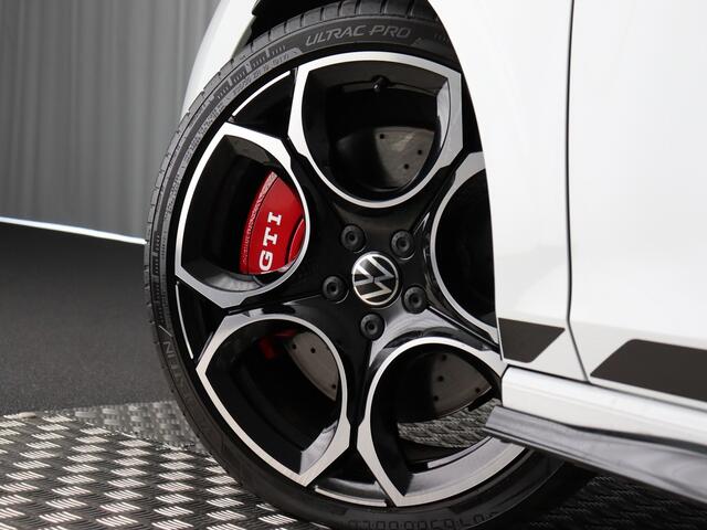 Volkswagen GOLF 2.0 TSI 8.5 GTI Clubsport (Pano / H/K / Head Up / Camera / IQ light / 19'')