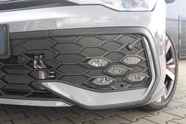 Volkswagen GOLF 8.5 1.5 eHybrid GTE 272 Pk | Panorama dak | Stoel/Stuur verwarming | 360* Camera | Schuif/Kantel dak | Adaptive cruise controler | Keyless start | Apple CarPlay/Android Auto | Draadloze telefoonlader | IQ.Lights | Climate controle | Parkeersensoren V+A | Navigatie |