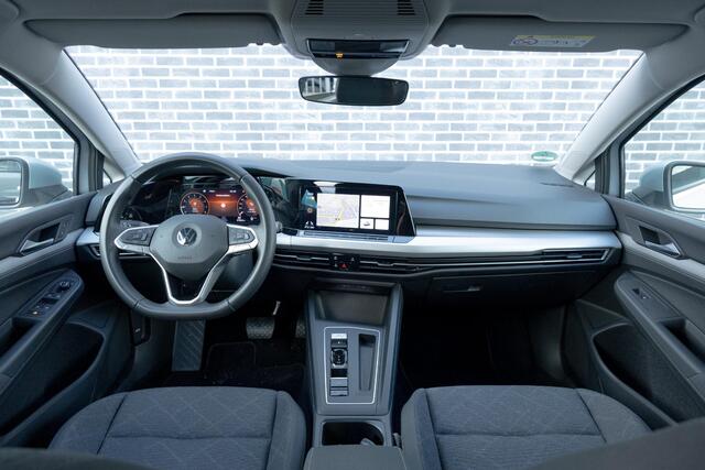 Volkswagen GOLF 1.0 eTSI DSG Life Business | Achteruitrijcamera | Parkeersensoren | Climate Control | Keyless Entry | Cruise Control Adaptief | LED Koplampen | Stoelverwarming | Navigatie Discover Pro | Apple Carplay | Android Auto