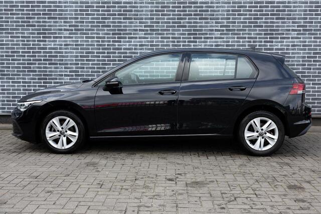 Volkswagen GOLF 1.0 eTSI DSG Life | Navigatie Discover Media | Apple Carplay | Android Auto | LED Koplampen | Cruise Control Adaptief | Climate Control | Lichtmetalen Velgen