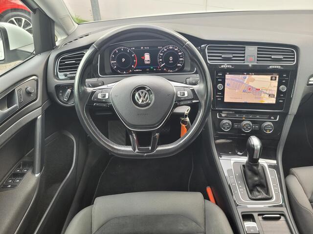 Volkswagen GOLF Variant 1.5 TSI Highline | Automaat | Adaptieve Cruise Control | Digital Cockpit | Navigatie | 17" Velgen