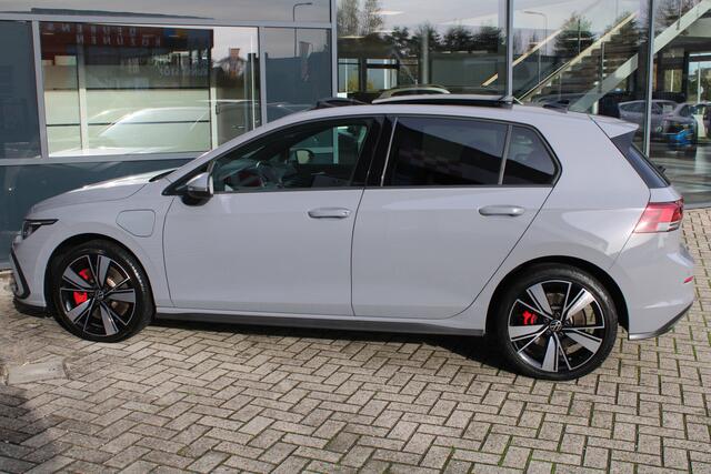 Volkswagen GOLF 1.4 eHybrid GTE DSG,SCHUIFDAK,NAVI/CAM,IQ.LIGHT,HUD,TREKHAAK
