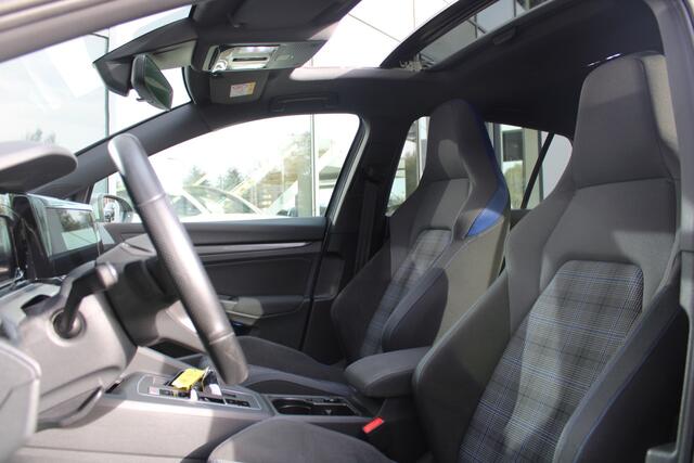 Volkswagen GOLF 1.4 eHybrid GTE DSG,SCHUIFDAK,NAVI/CAM,IQ.LIGHT,HUD,TREKHAAK