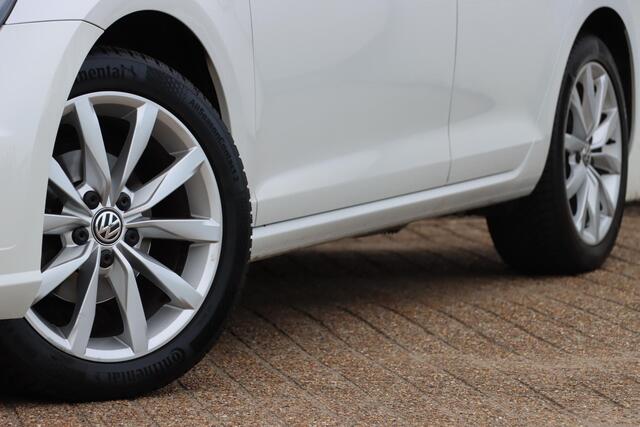 Volkswagen GOLF 1.0 TSI Highline 115pk DSG7