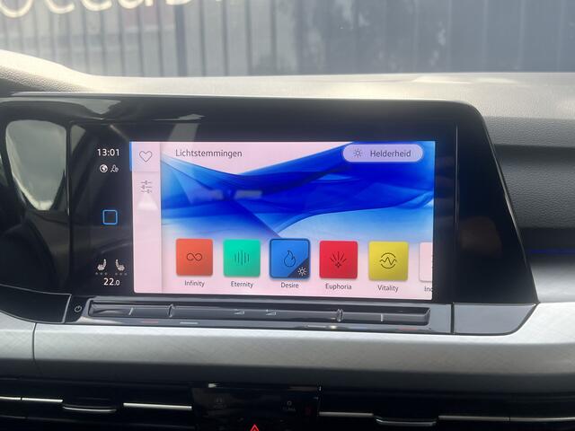 Volkswagen GOLF 1.5 130pk TSI Life Navigatie